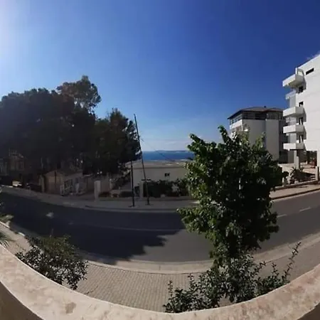 Vamasco Sea View דירה